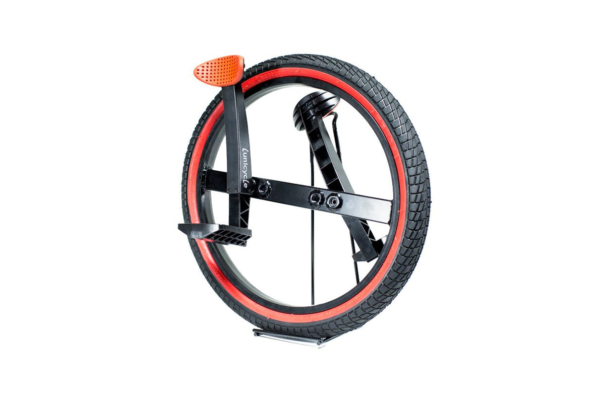 Inventist Lunicycle, a Standing Unicycle