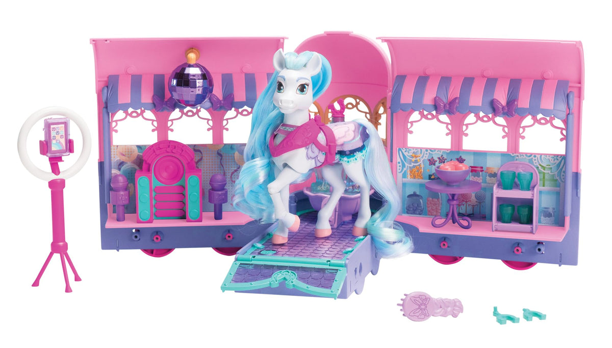Wild Manes Horse Toys Perlas Clubhouse Trailer Playset with Perla Horse Doll Figure, with Over 25 Interactive Features
